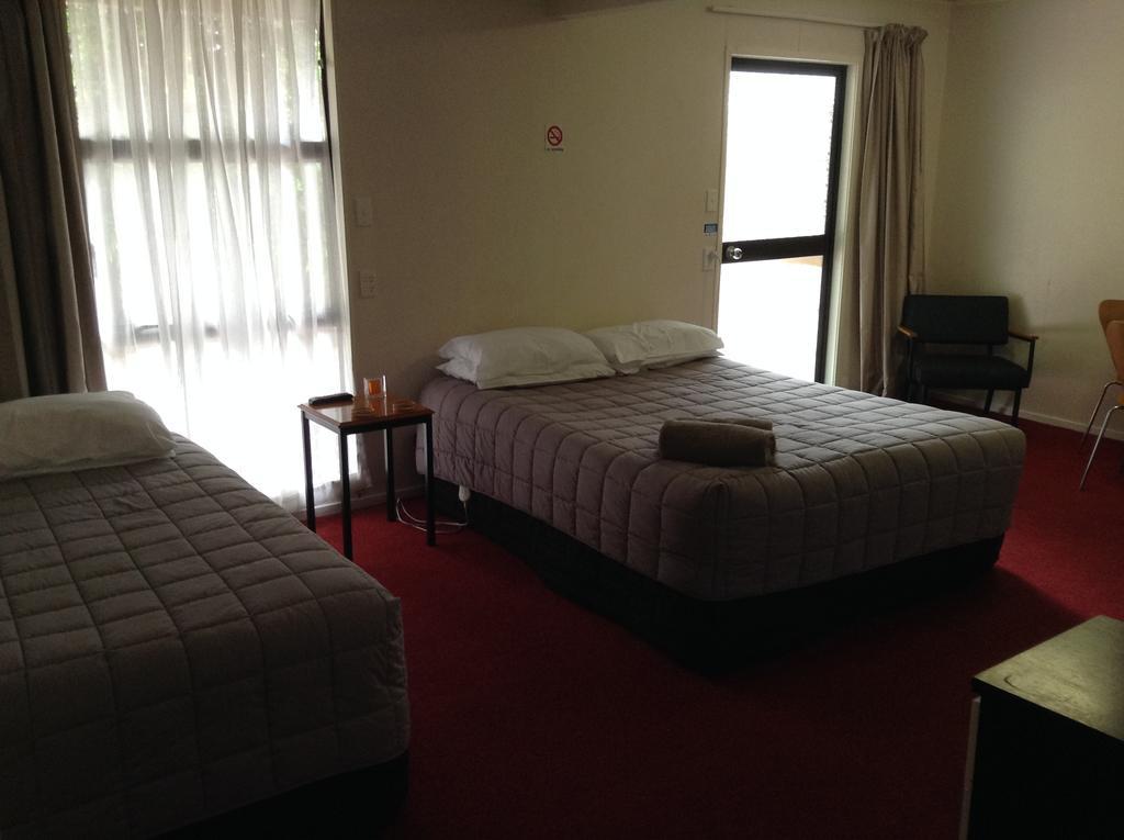 Carrington Motel New Plymouth Esterno foto