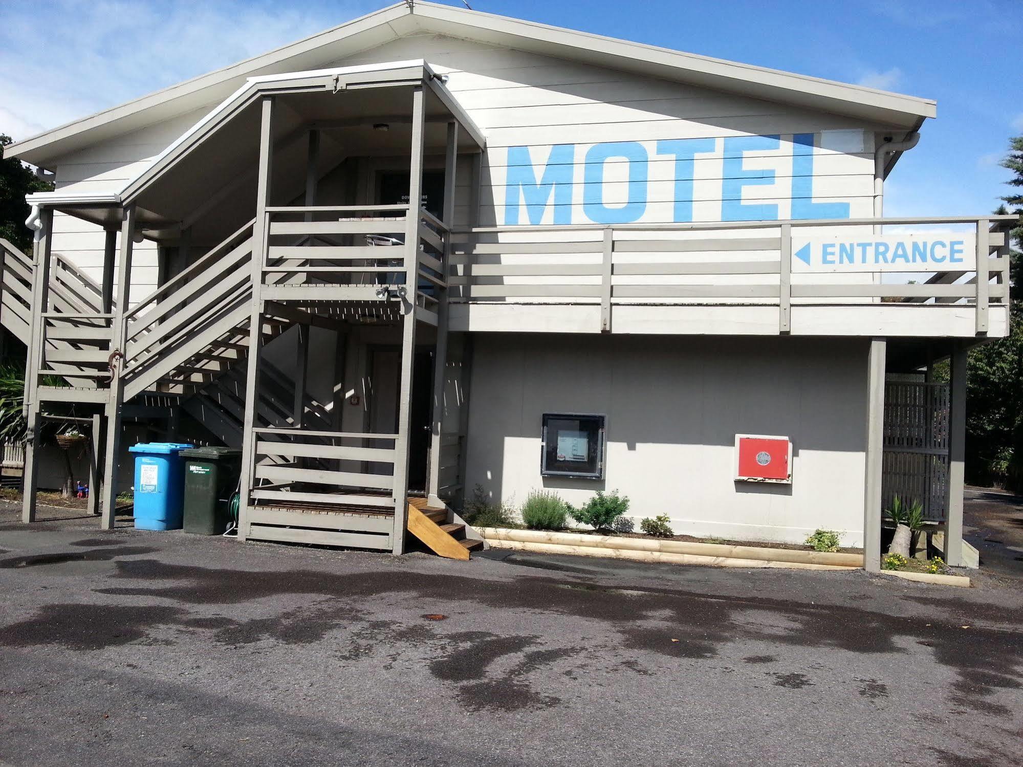 Carrington Motel New Plymouth Esterno foto
