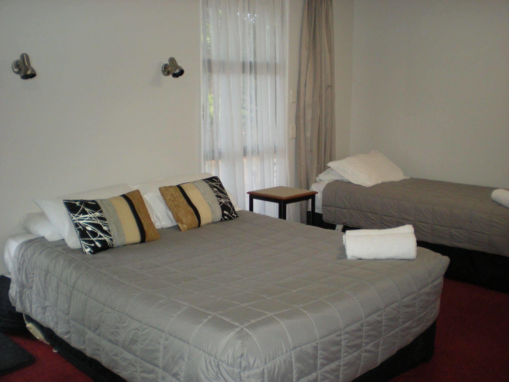 Carrington Motel New Plymouth Esterno foto