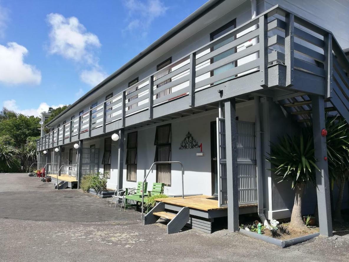 Carrington Motel New Plymouth Esterno foto